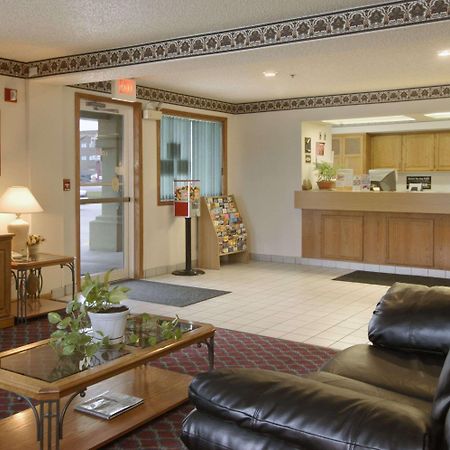 Super 8 By Wyndham Aransas Pass Hotel Интериор снимка
